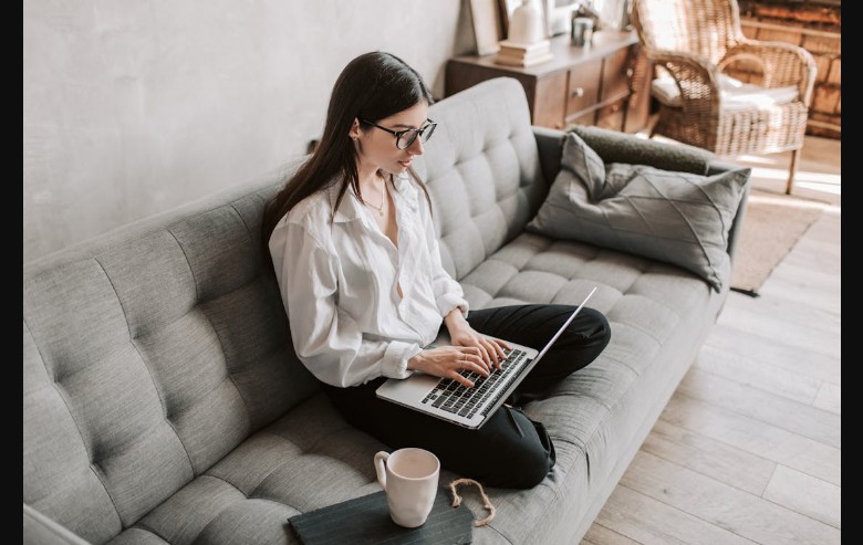Escritorio em casa para teletrabalho